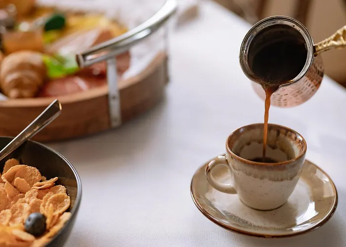 招待所 νysa Mousthéni